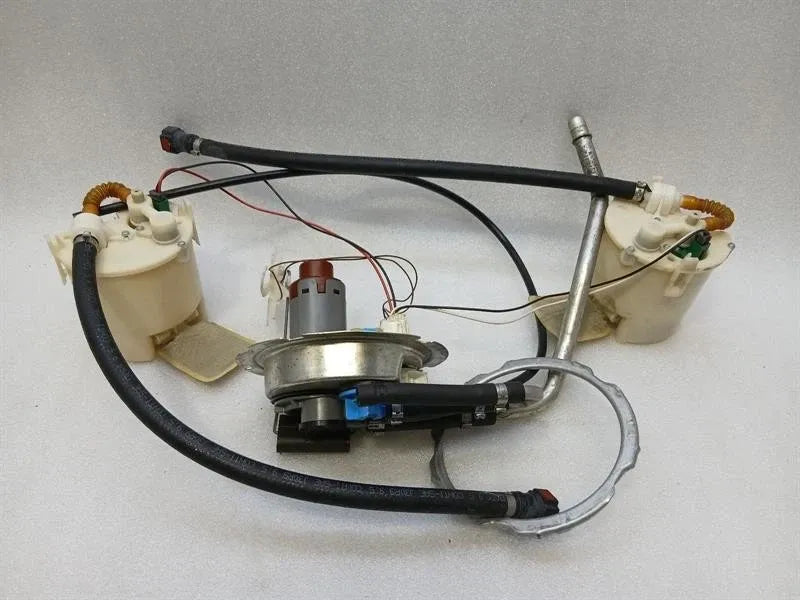 Aston Martin Vanquish S 04-07 V12 Fuel Pump 1R12-341152-AA Fuel Pump