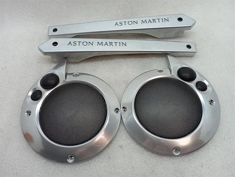 Aston Martin Vanquish S 04-07 V12 Fairing 1R12830832AD Cover Handle Handles