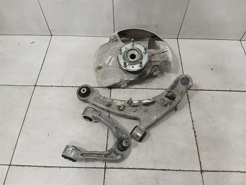 Aston Martin Vanquish AM310 Left Front Hub AY93-3K185-AB Front Wheel Bearing Housing