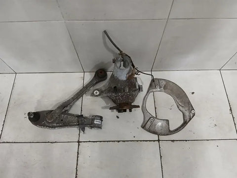 Porsche 911 991 Left Front Hub 99134115705 Wheel Bearing Housing Front Left Set