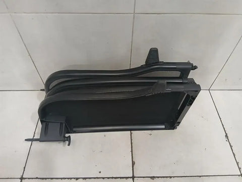 Aston Martin DB9 Volante 6G43-L613G24-AA DRAFT STOP