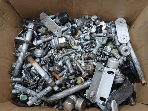 ASTON MARTIN VANQUISH S 04-07 V12 SCREWS BOLTS