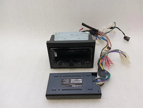 Porsche 911 996 Amplifier Alpine KTA-450 Amplifier Car Stereo Pioneer FH-S720BT