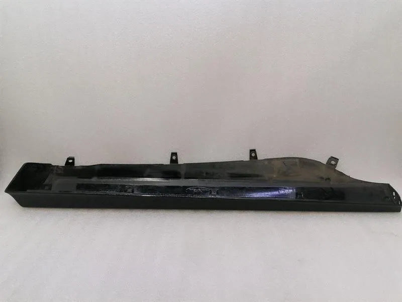 McLaren Body Moulding 22AA588GP RH Bar