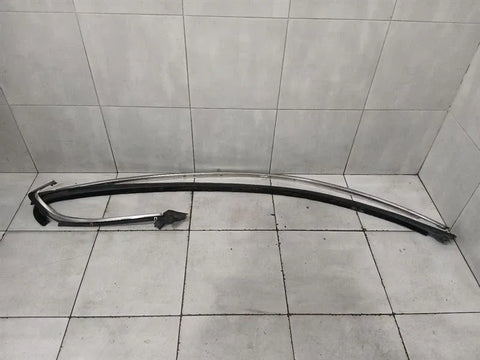 Bentley Continental GT W12 Speed Right Body Moulding 3W8853836B Right Bar