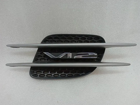 Mercedes SL R230 Front Right Fender Grille A2306900236 Fender Grille V12