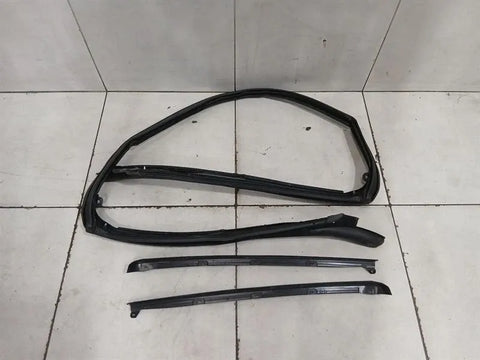 Porsche 911 992 Roof Frame Seal 992845121G Roof Targa Gaskets Rubber