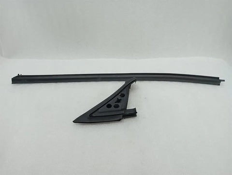 Ferrari 599 GTB F141 Door Seal 68577700 LH Door Seals LEFT SEAL