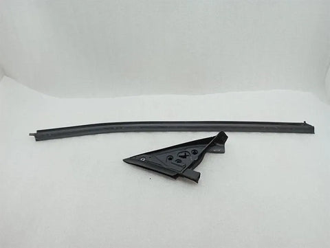 Ferrari 599 GTB F141 Door Seal 68577600 RH Door Seals RIGHT