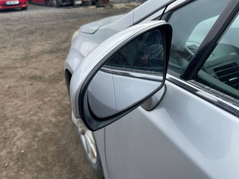 Mirror left TOYOTA AVENSIS (T270) (2009-2018)