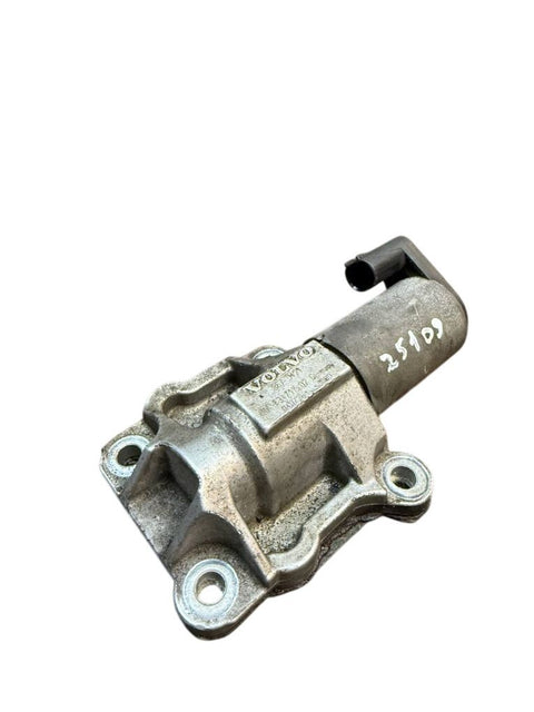 8670421 Engine Solenoid Valve VOLVO XC90 I (2002-2014)