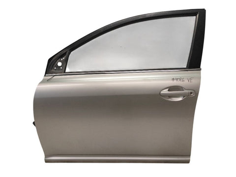 Door Front Left TOYOTA AVENSIS (T250) (2003-2008)