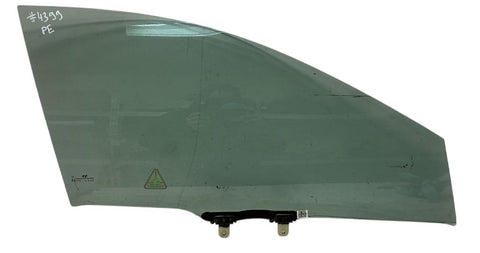 szkło w drzwiach przednie prawe 82420Q0010 HYUNDAI BAYON (BC3) (2021-)