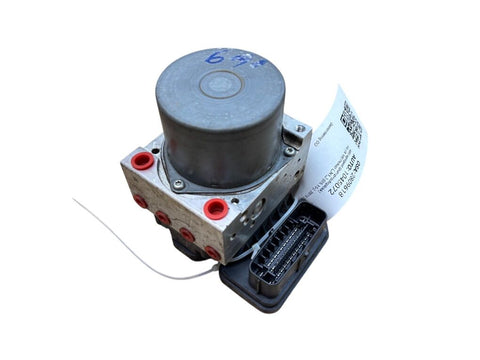 ABS hydraulic unit / pump TOYOTA HILUX VIII (AN110, AN120, AN130) (2015-)