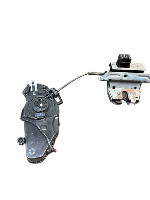 31333543 Bootlid / tailgate lock VOLVO V70 III (BW) (2007-2016)