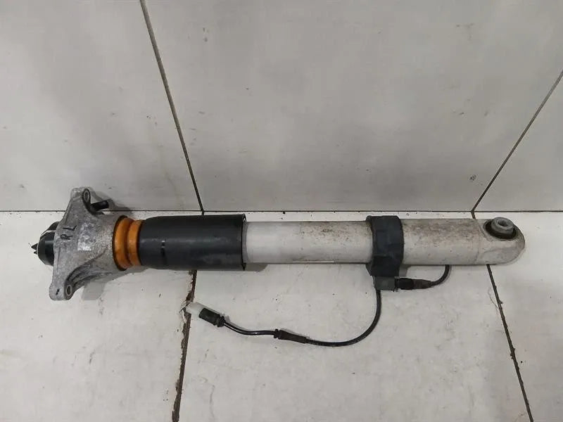BMW 3 M3 G80 G20 shock absorber rear 33508091379 left EDC shock absorber rear
