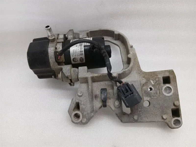 Dodge Ram MK5 1500 TRX Vacuum Pump 68509221AA Vacuum Pump