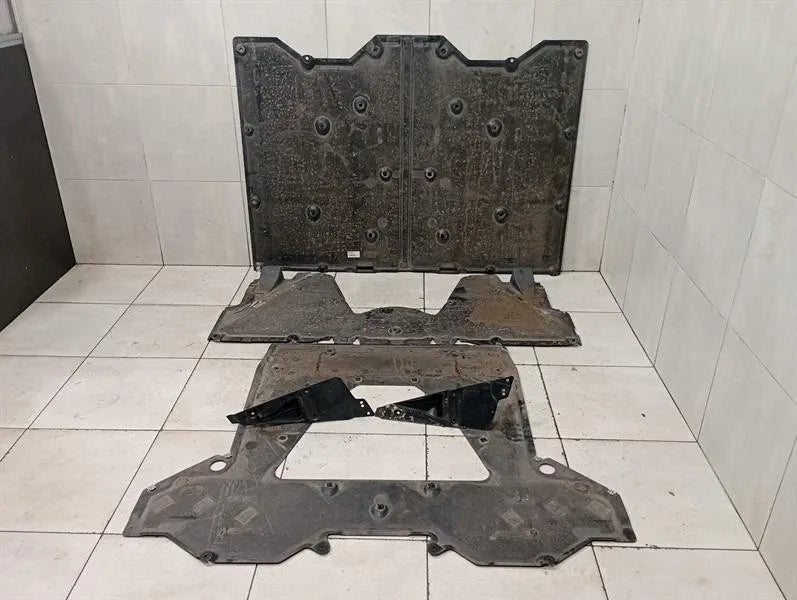 Porsche 911 992 Undertray Set 992825505 Underbody Trim Defect 992825521C