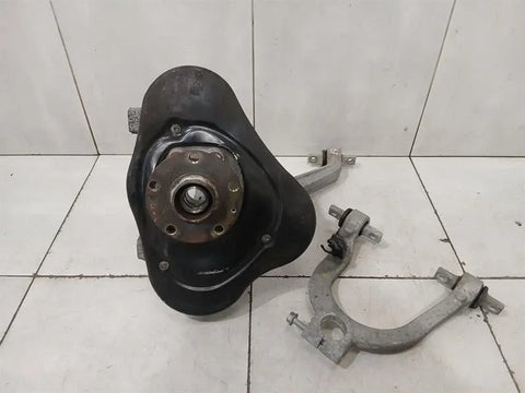 Lamborghini Huracan LP640 EVO Front Hub 4T0407246E Wheel Bearing Housing Front Right