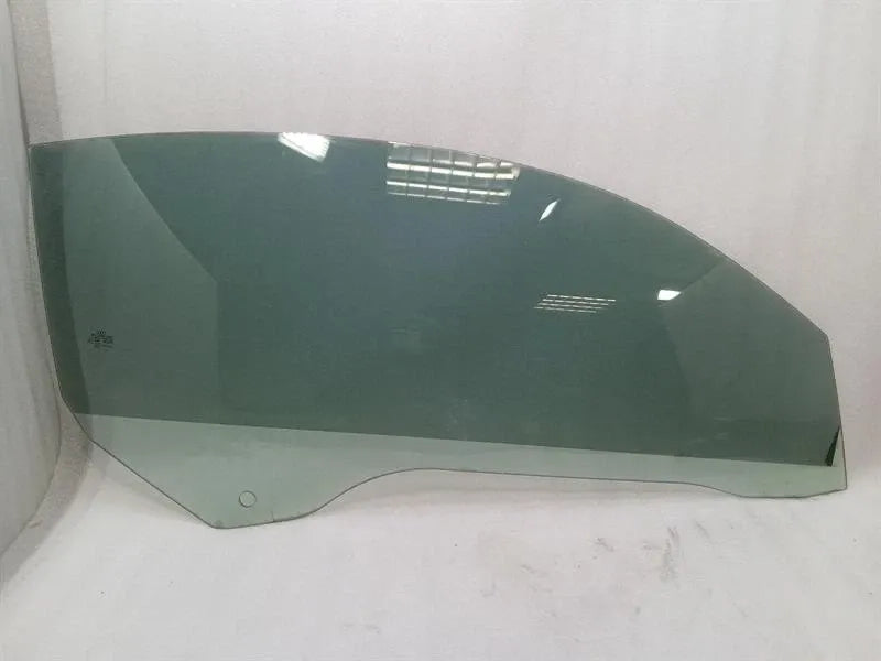 AUDI R8 TYPE 42 5.2 V10 Right Front Door Glass 420845202A COUPE Türscheibe Re
