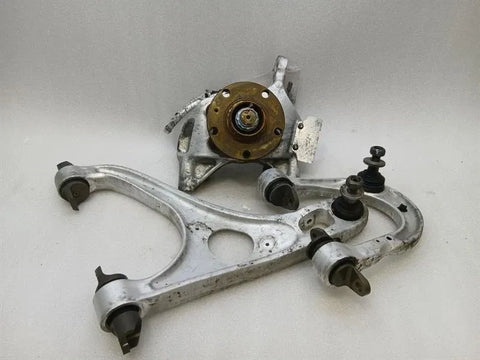 McLaren 720S Coupe Right Front Hub 14B0721CP Wheel Bearing Housing Front Right