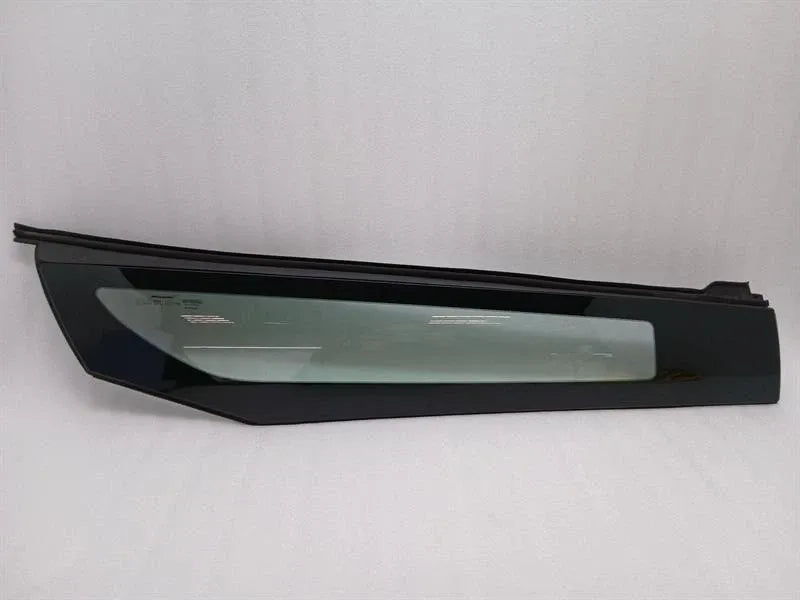 McLaren 720S Coupe Right Rear 1/4 Glass 14AA906CP Door Glass 1/4 Rear RH