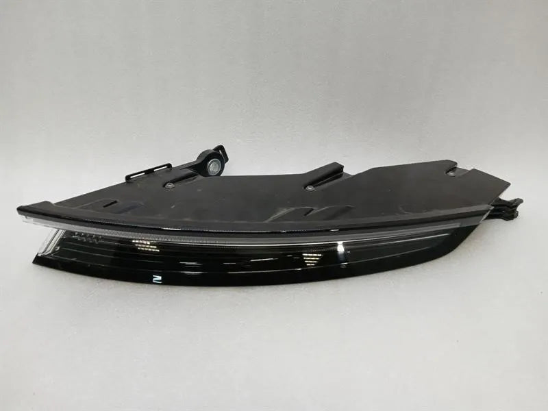Porsche Taycan 9J right rear light 9JA945092G tail light rear right