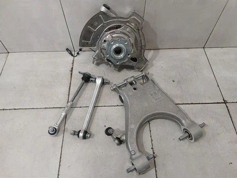 Ferrari 296 GTS F171 Right Rear Hub 843963 Wheel Bearing Housing Rear Right
