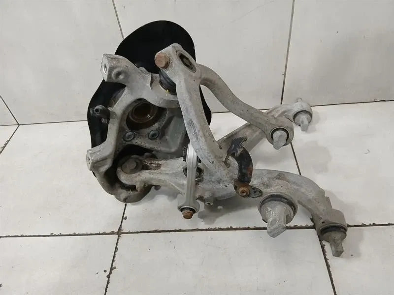 Audi R8 4S Performance Left Front Hub 4S0407245B Wheel Bearing Housing Front Left AWD