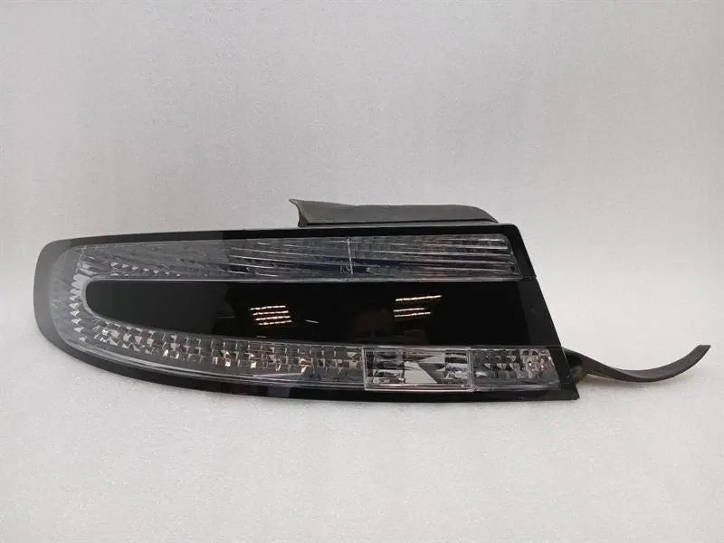 Aston Martin DB9 Volante Left Rear Light DG33-13405-AC taillight rear left