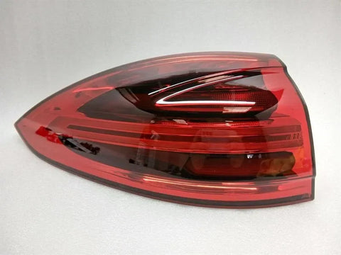 Porsche Cayenne 958 92A left rear light 7P5945207G tail light rear left