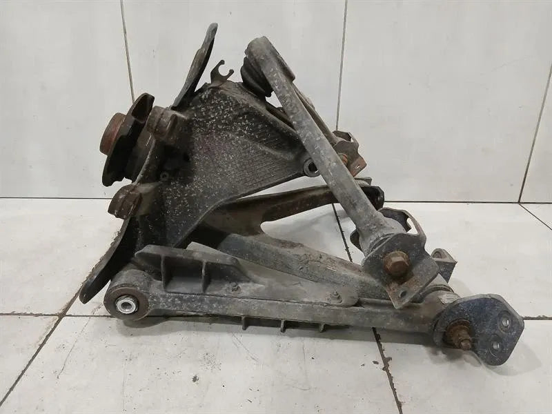 Audi R8 Type 42 5.2 V10 Coupe Left Rear Hub 420505433F Wheel Bearing Housing Rear Li