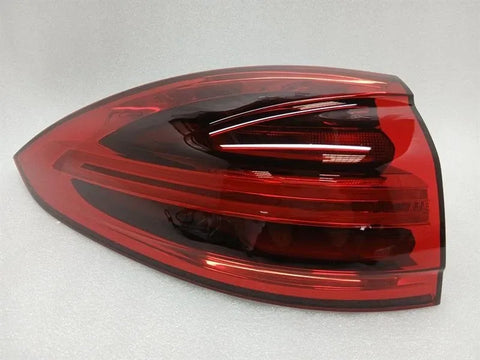 Porsche Cayenne 958 92A left rear light 7P5945207P taillight rear left