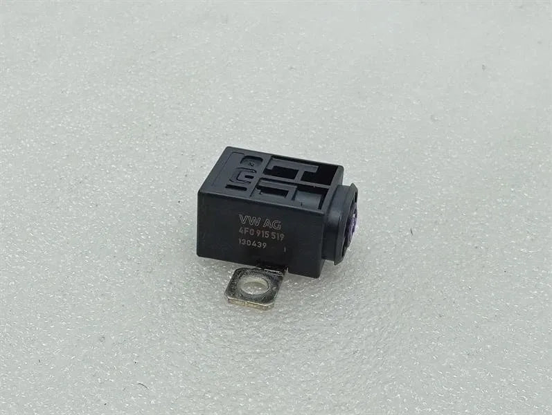 Audi R8 Type 42 V10 5.2 Spyder Battery Relay 4F0915519 Battarie Relay
