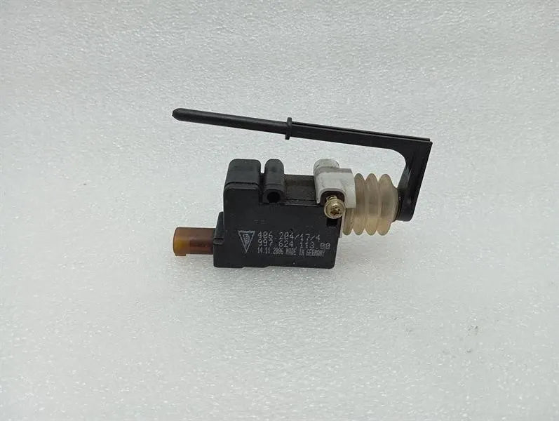 Porsche 911 997 fuel filler cap actuator 99762411300 actuator fuel cap