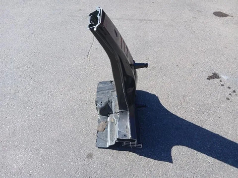 Porsche Taycan 9J 9J1809086Y Rh B Post body part side skirt