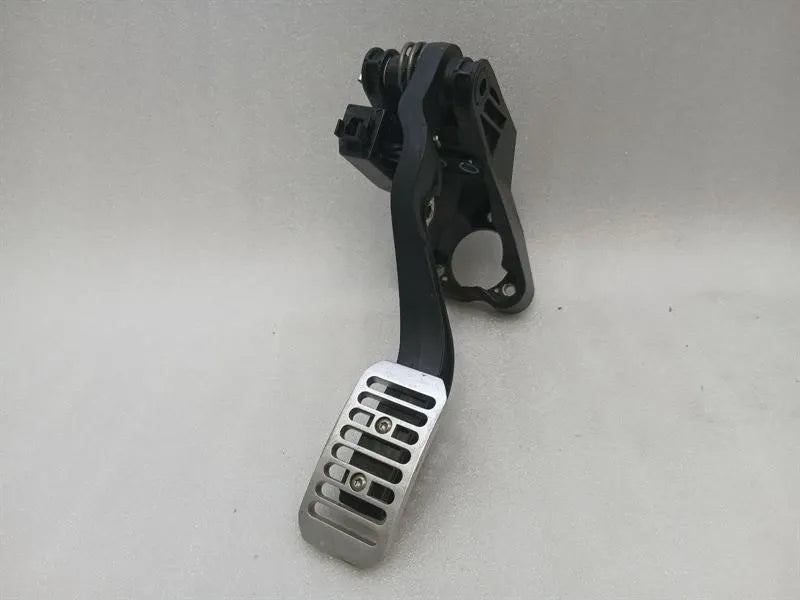 McLaren 720S COUPE BRAKE PEDAL 0209A001 BRAKE PEDAL BRAKE PEDAL RHD
