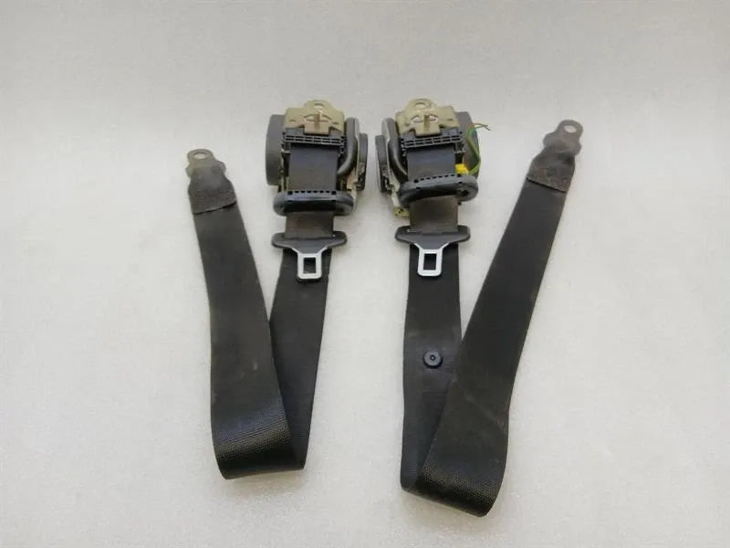 Porsche Boxster 986 front seat belt 98680303303 seat belt belt front set