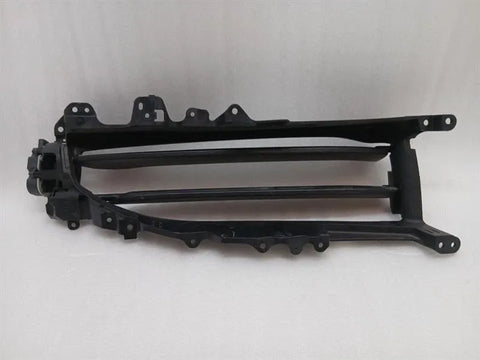 Porsche Taycan radiator grille flap 9J1121753D air duct damaged