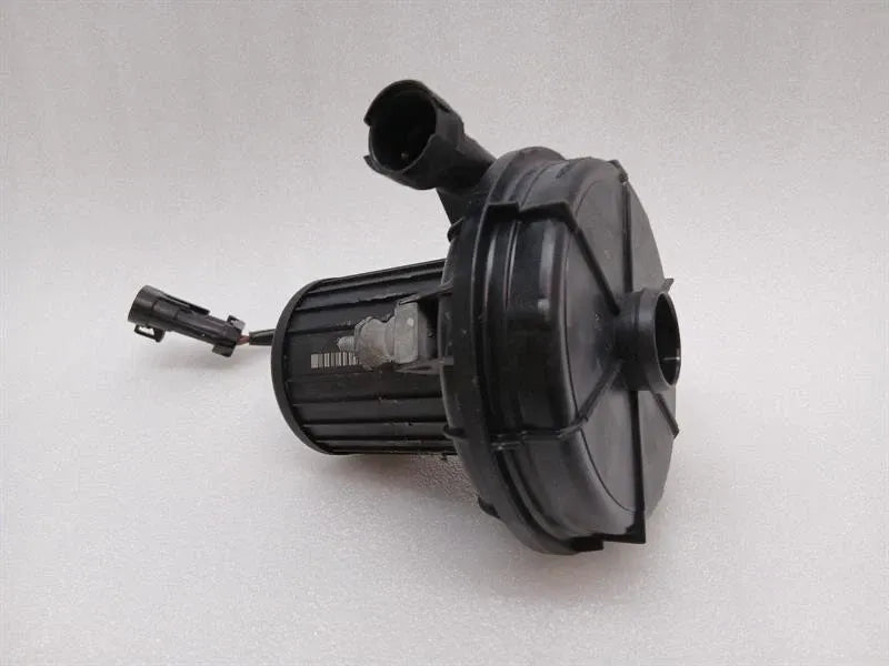 Ferrari California F149 08-14 4.3 Air Pump 968015300075 Air Pump