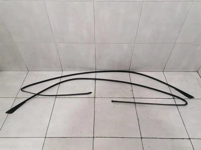 Porsche 911 996 body moulding frame seal 99653748103 roof frame seal set