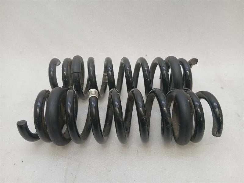 BMW M4 F82 coil spring rear 33537857311 set suspension spring rear M3 F80