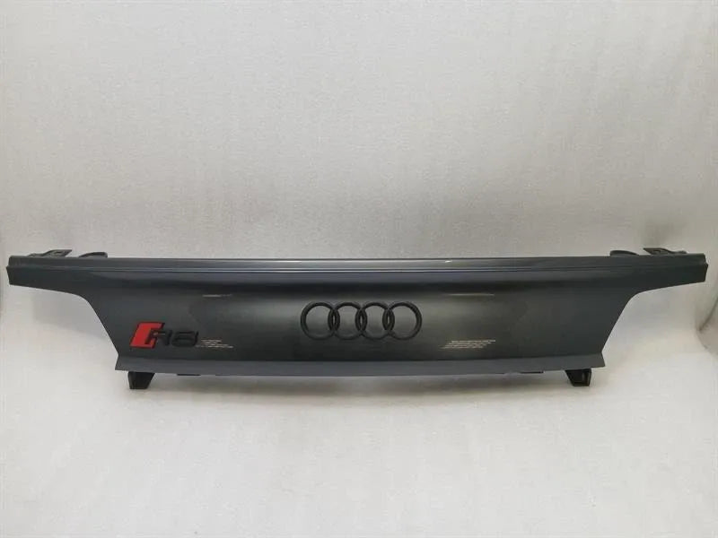 AUDI R8 4S COVER 4S8807649F REAR LID BUMPER PART CENTRE REAR TRIM