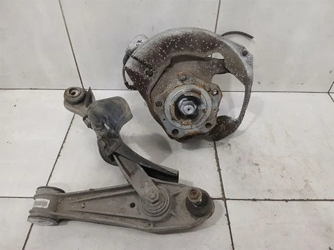 Porsche Cayman 981 Right Front Hub 99134115706 Wheel Bearing Housing Front Right