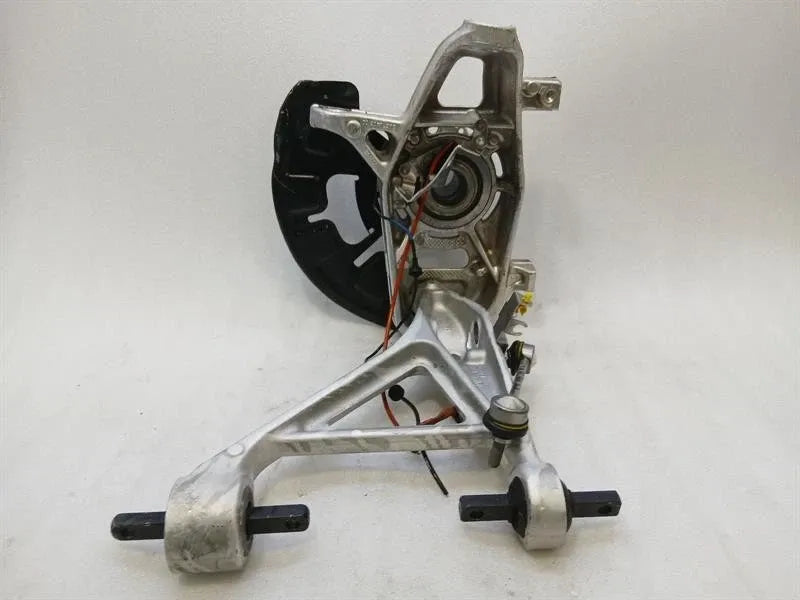 Ferrari Roma F169 Right Front Hub 867714 Amalfi Wheel Bearing Housing Front Right