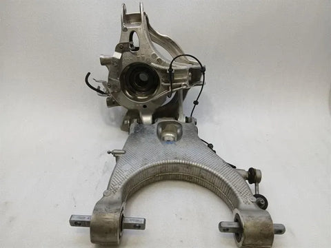 Ferrari 296 GTS F171 Right Rear Hub 843963 Wheel Bearing Housing Rear Right
