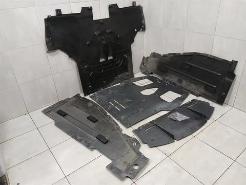 Ferrari California F149 Undertray 81176700 with defects Underbody Trim