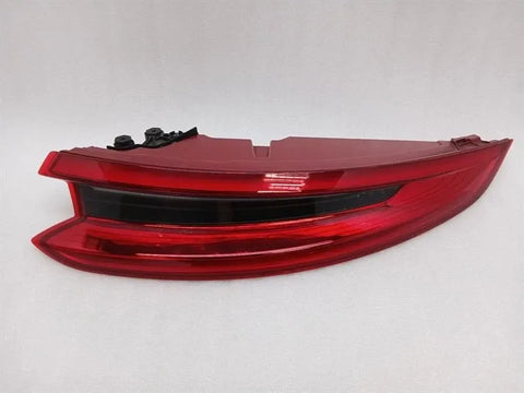 Porsche 991 right rear light 99163116805 tail light rear right defect MK2
