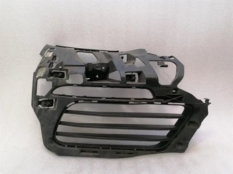 Porsche Cayman 718 RHS bumper bracket 982807684 bumper bracket defect