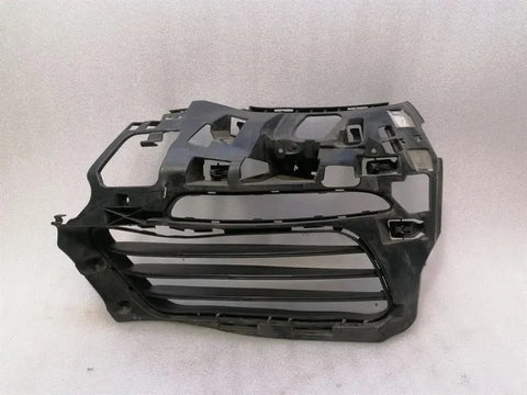 Porsche Cayman 718 LHS Bumper Bracket 982807683 Bumper Bracket Faulty